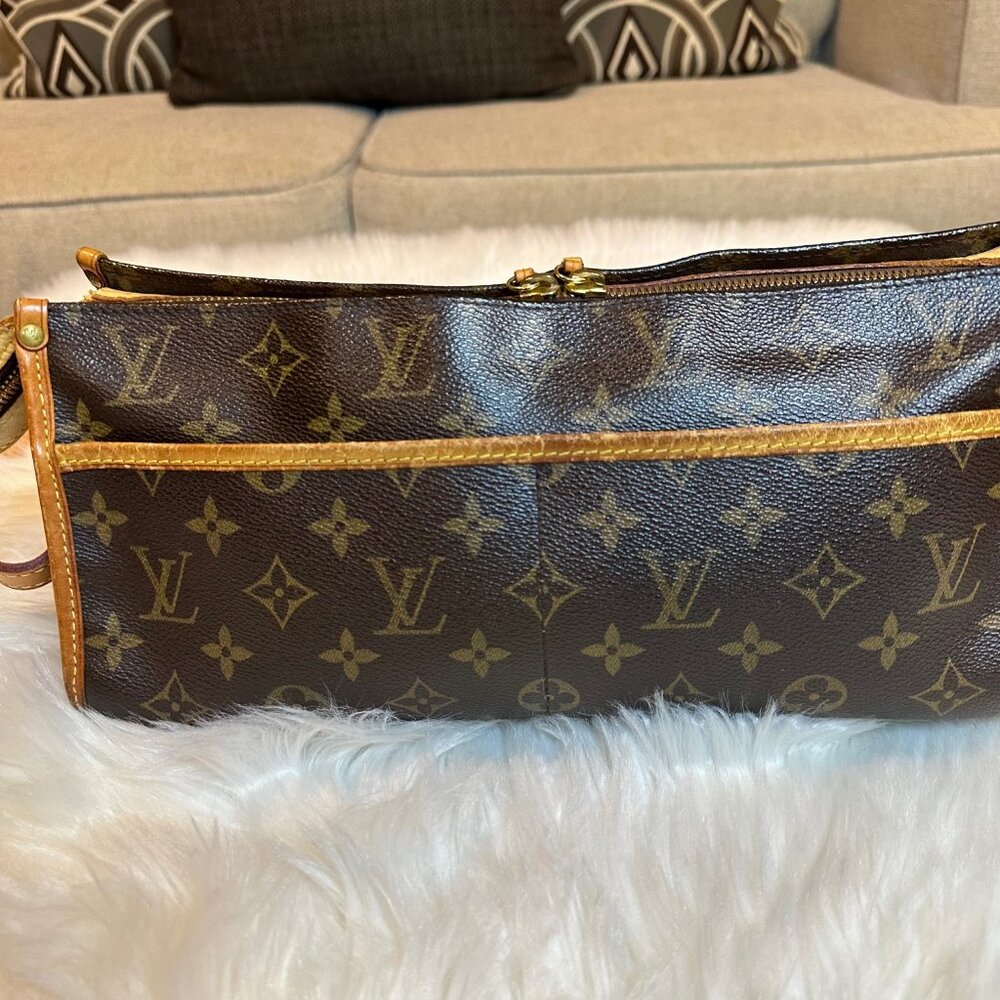Louis Vuitton Monogram Canvas Crossbody Bag in Brown and Tan - Picture 5 of 16